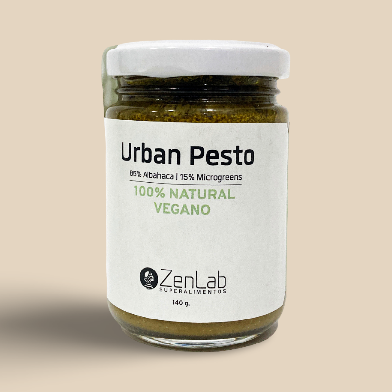 Envase de Urban Pesto vegano de albahaca con brotes de rabanito